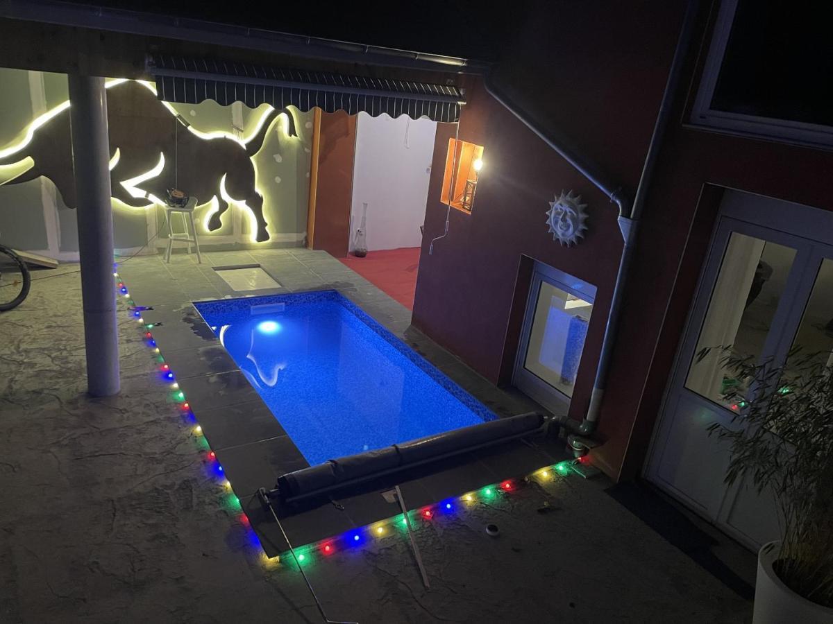 Cusset Villa Kiara Hebergements מראה חיצוני תמונה