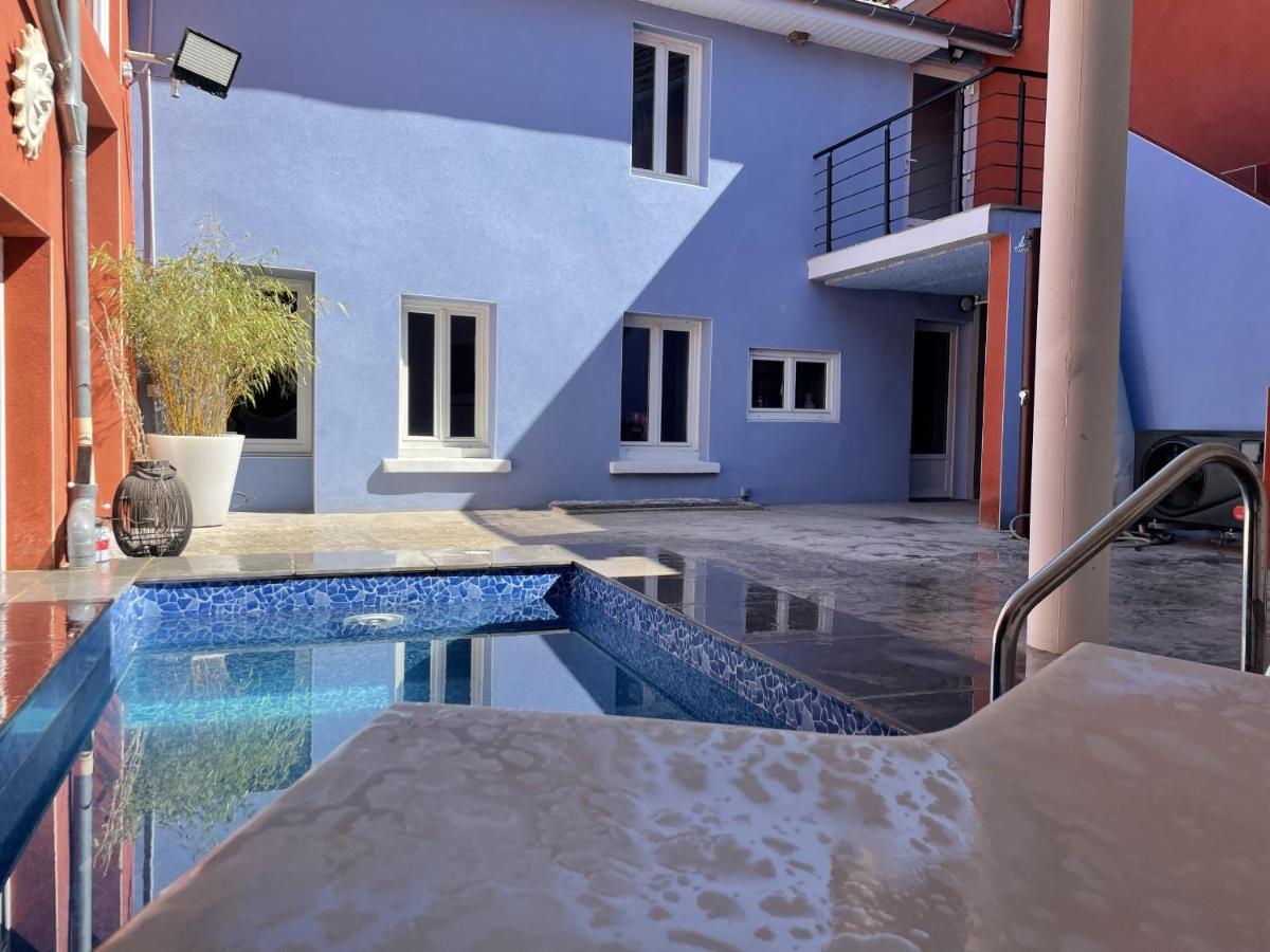 Cusset Villa Kiara Hebergements מראה חיצוני תמונה