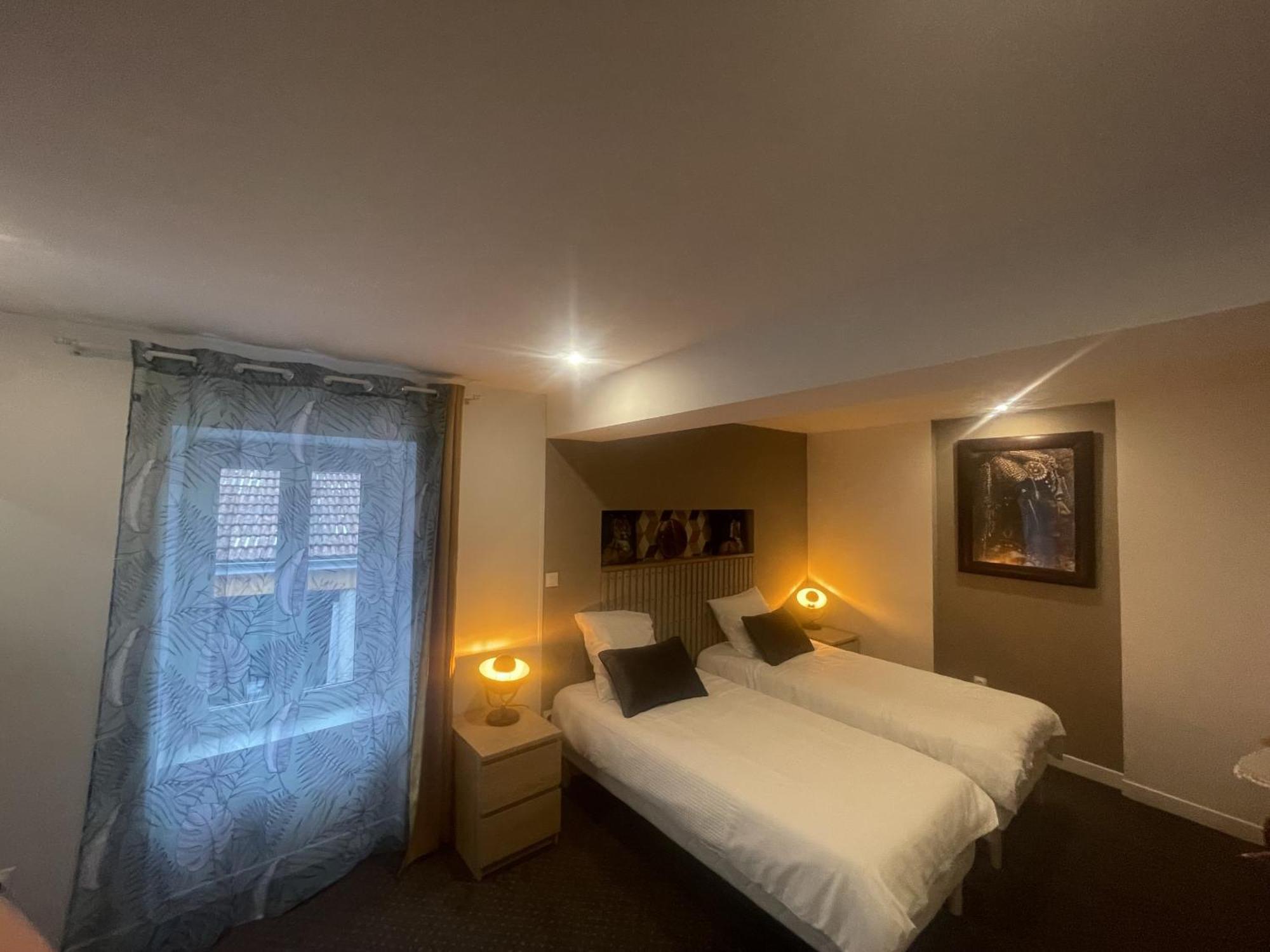 Cusset Villa Kiara Hebergements מראה חיצוני תמונה